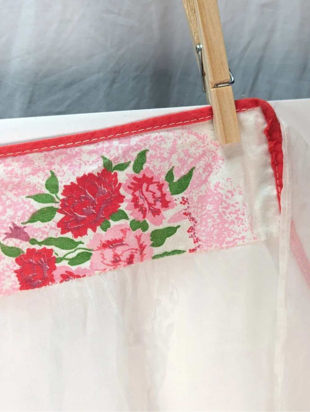 White Sheer Half Apron Rose Trim Hostess Cottagecore Pretty Retro 50's VTG Sexy